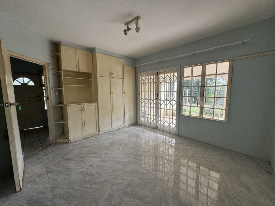 5 Bedroom Property for Sale in Forest Hills KwaZulu-Natal