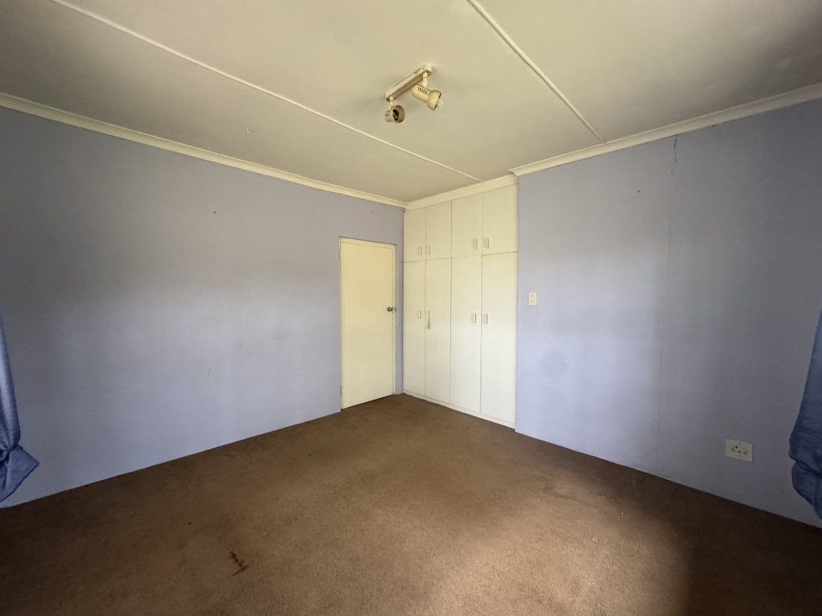 5 Bedroom Property for Sale in Forest Hills KwaZulu-Natal