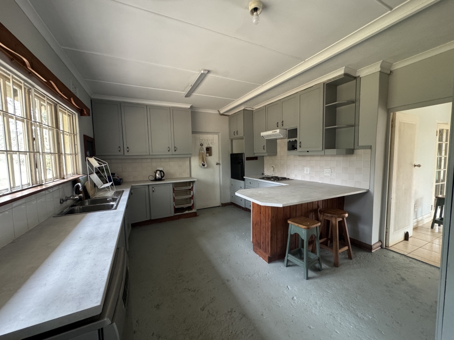 5 Bedroom Property for Sale in Forest Hills KwaZulu-Natal