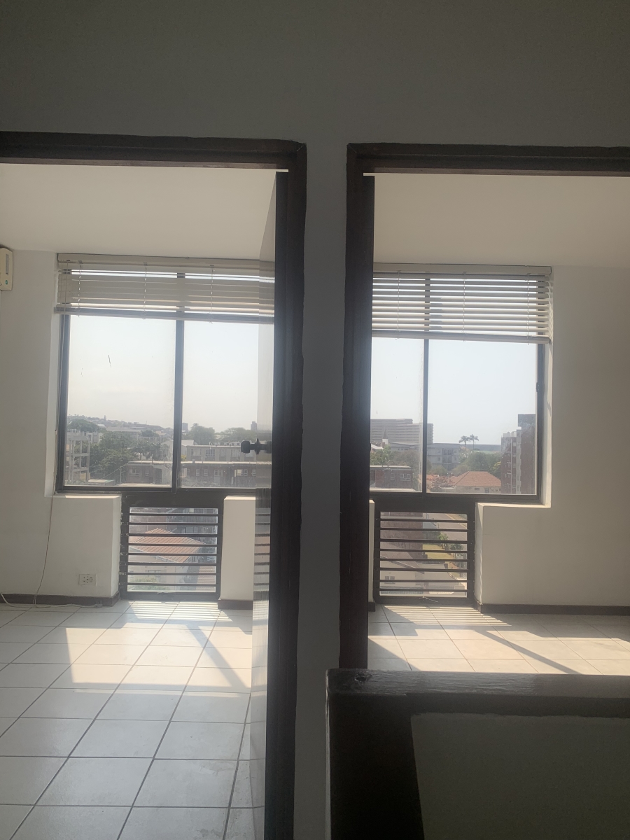To Let 3 Bedroom Property for Rent in Essenwood KwaZulu-Natal