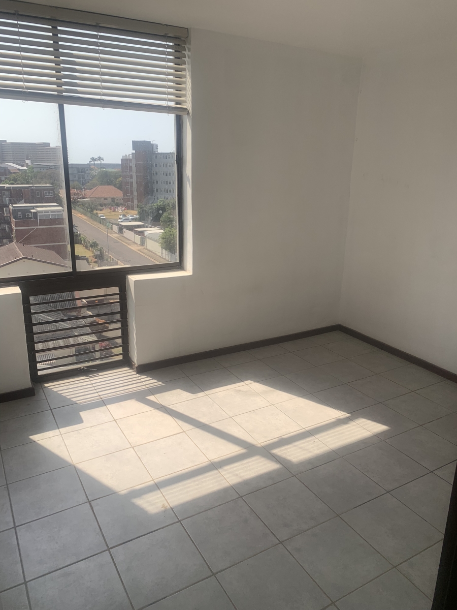 To Let 3 Bedroom Property for Rent in Essenwood KwaZulu-Natal
