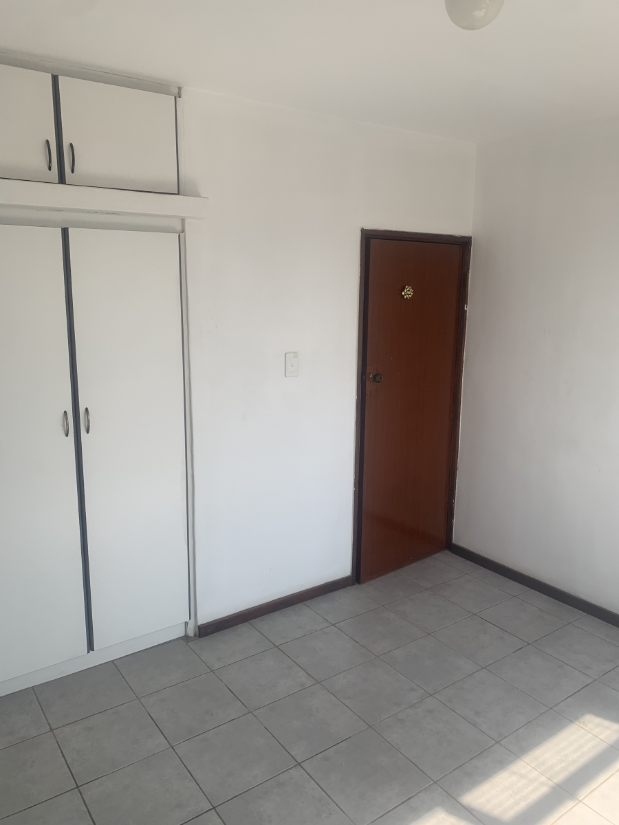 To Let 3 Bedroom Property for Rent in Essenwood KwaZulu-Natal