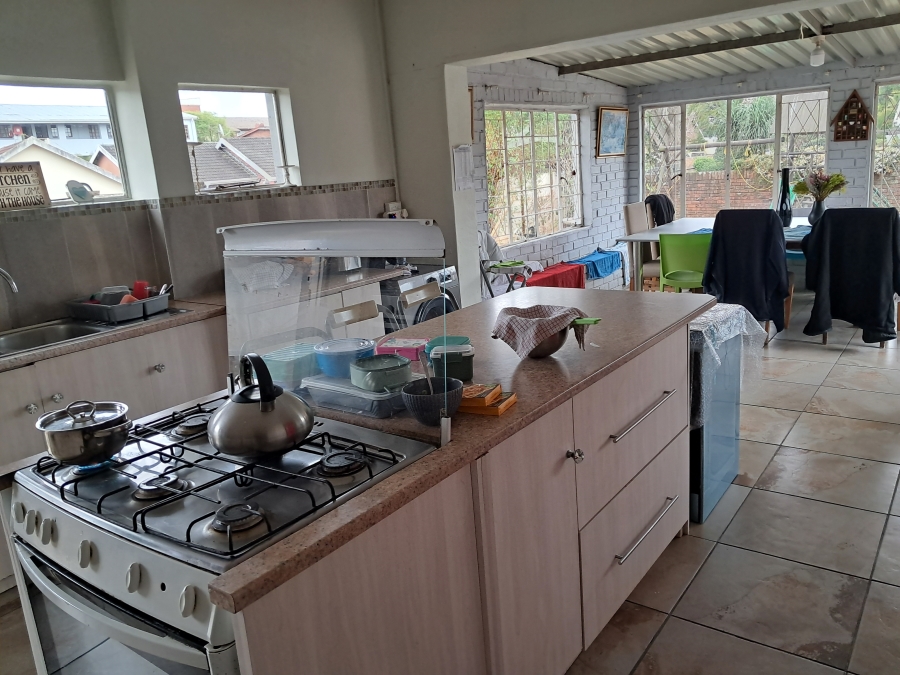6 Bedroom Property for Sale in Scottsville KwaZulu-Natal