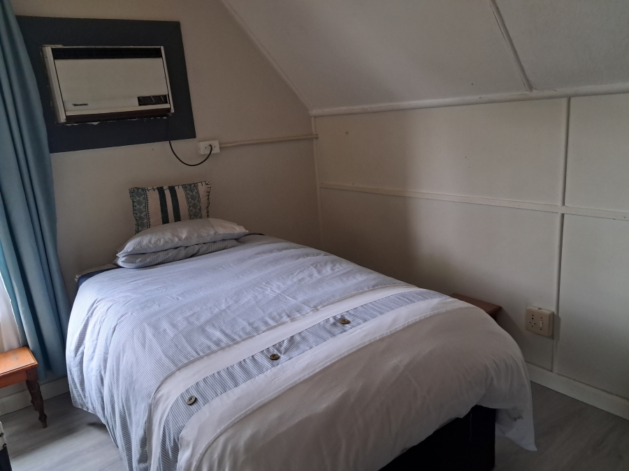 6 Bedroom Property for Sale in Scottsville KwaZulu-Natal