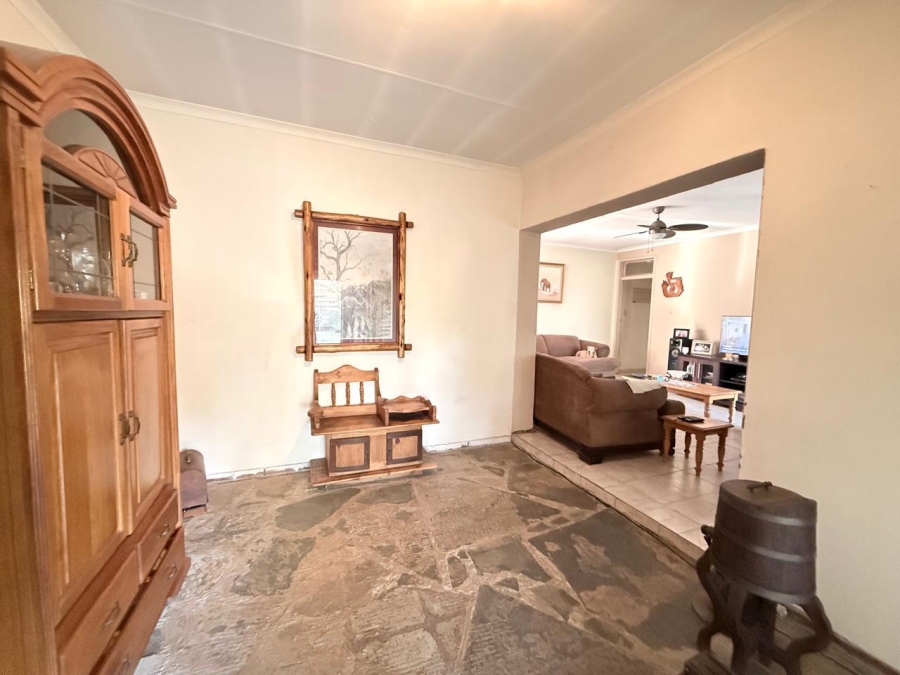 4 Bedroom Property for Sale in Barry Hertzog Park KwaZulu-Natal