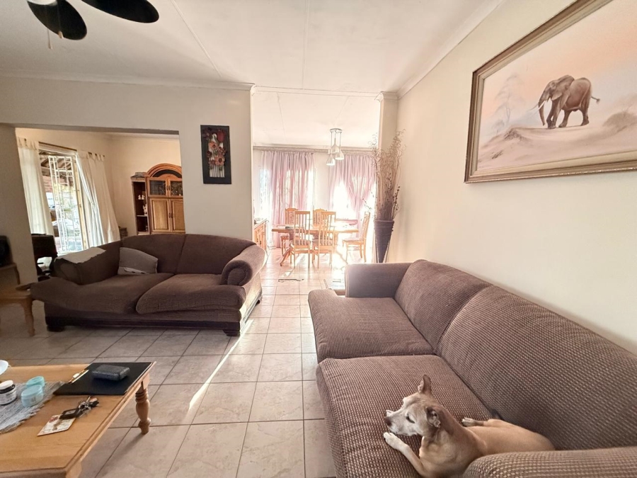 4 Bedroom Property for Sale in Barry Hertzog Park KwaZulu-Natal