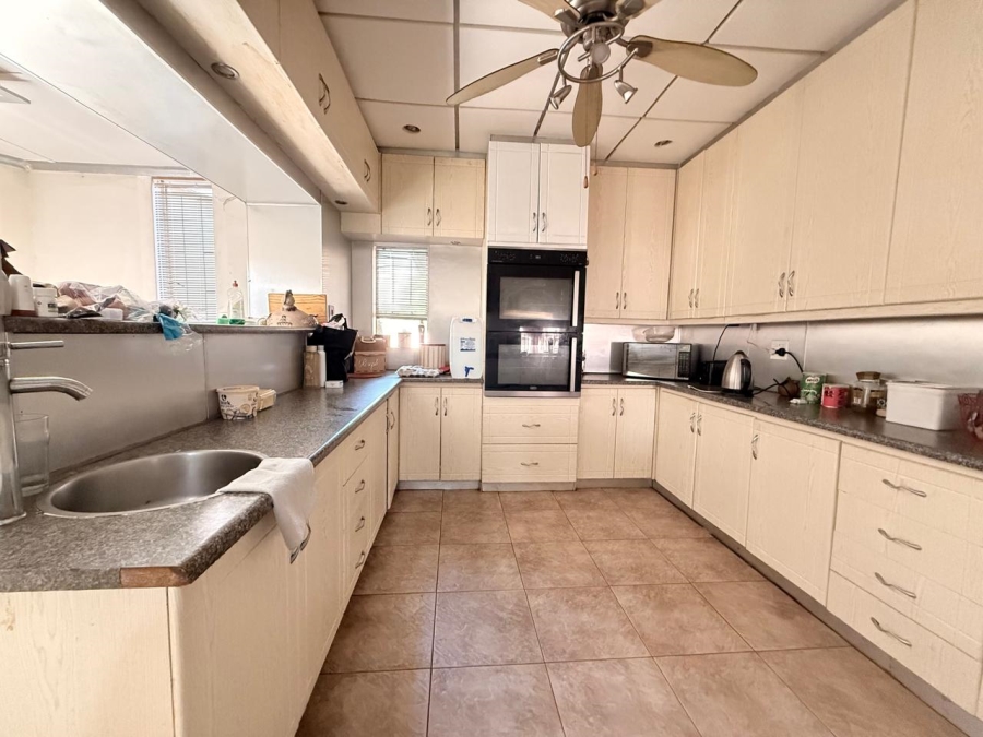 4 Bedroom Property for Sale in Barry Hertzog Park KwaZulu-Natal