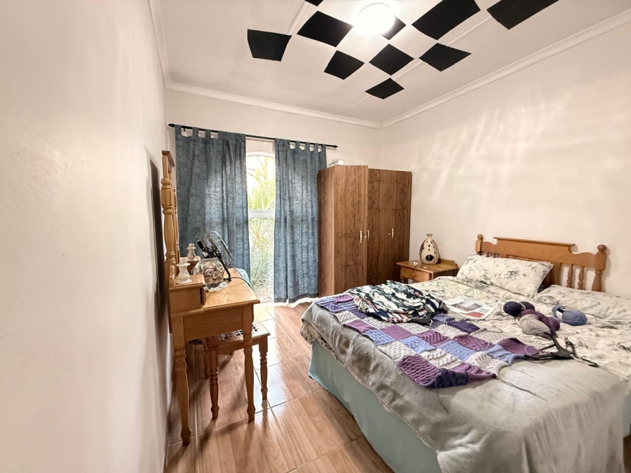 4 Bedroom Property for Sale in Barry Hertzog Park KwaZulu-Natal