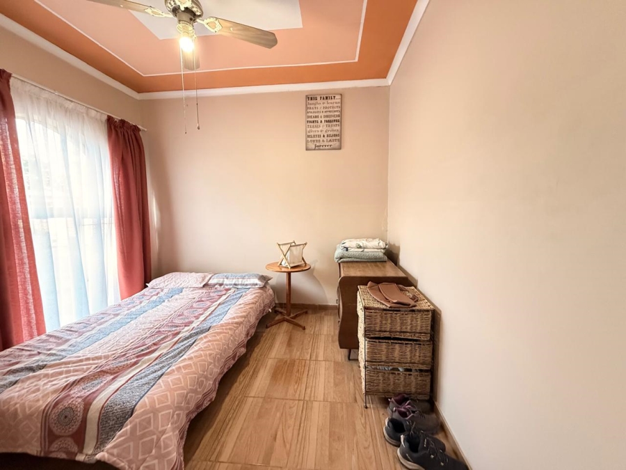 4 Bedroom Property for Sale in Barry Hertzog Park KwaZulu-Natal