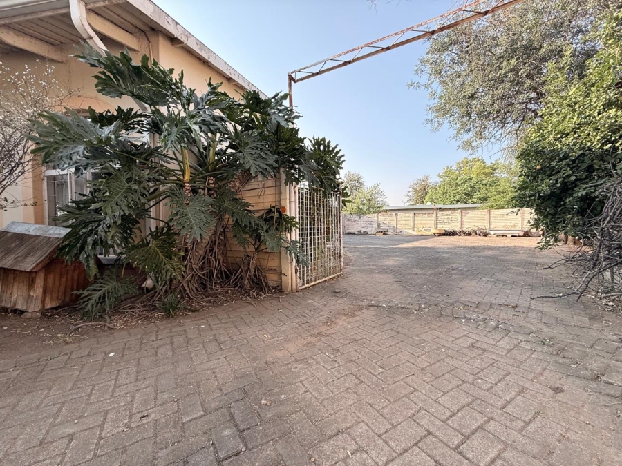 4 Bedroom Property for Sale in Barry Hertzog Park KwaZulu-Natal