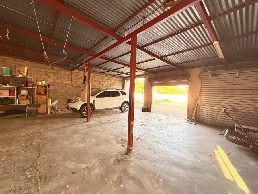 4 Bedroom Property for Sale in Barry Hertzog Park KwaZulu-Natal