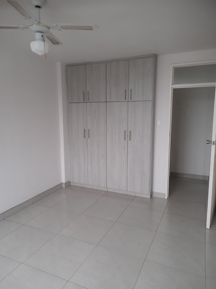 2 Bedroom Property for Sale in Morningside KwaZulu-Natal