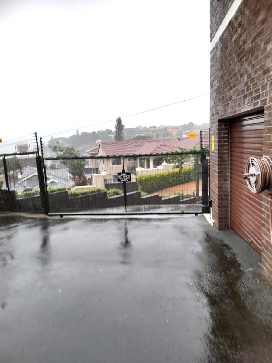 2 Bedroom Property for Sale in Morningside KwaZulu-Natal