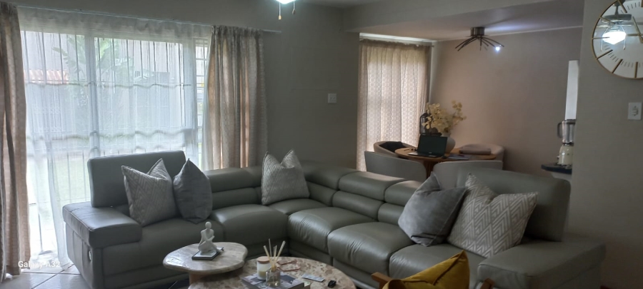 2 Bedroom Property for Sale in Meer En See KwaZulu-Natal