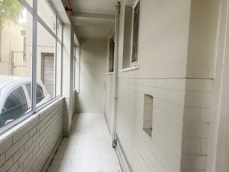 1 Bedroom Property for Sale in Morningside KwaZulu-Natal