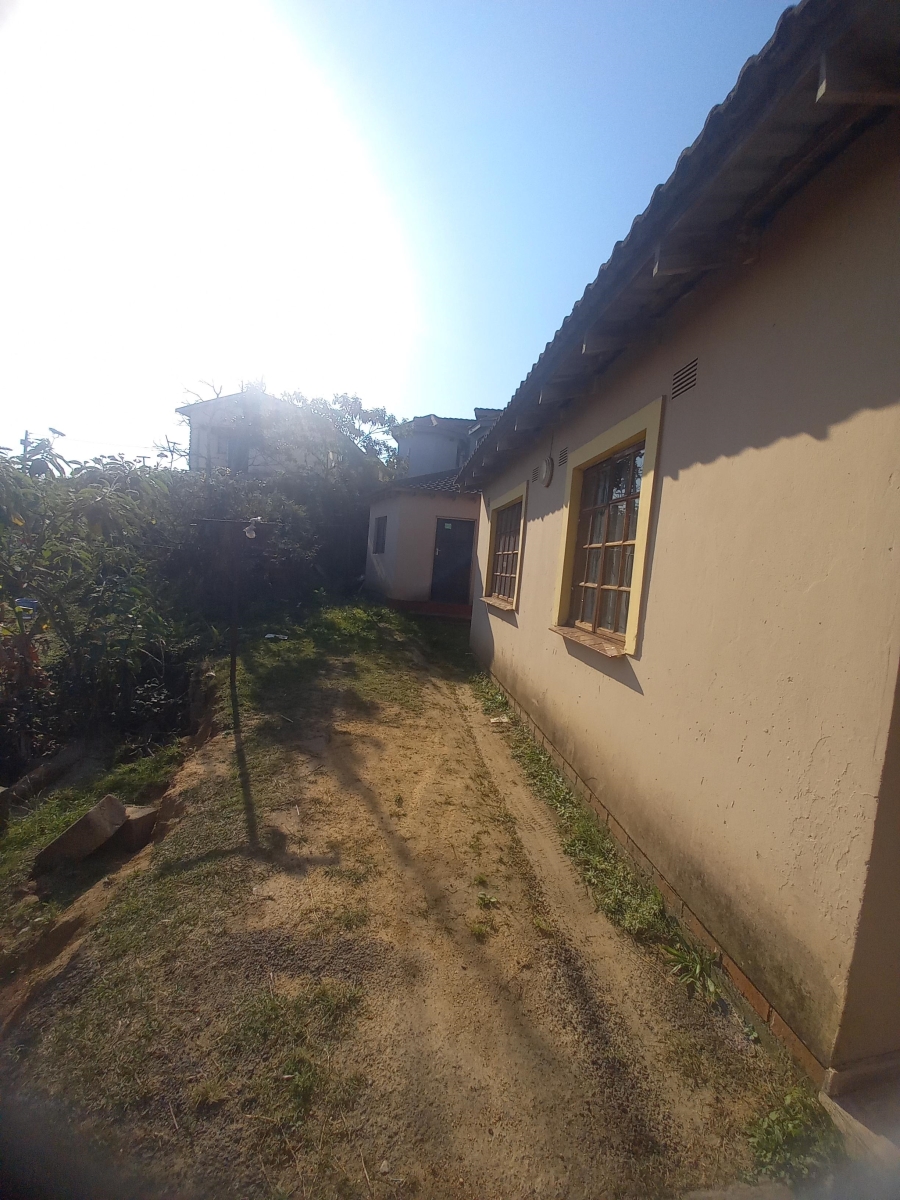 2 Bedroom Property for Sale in Lovu KwaZulu-Natal