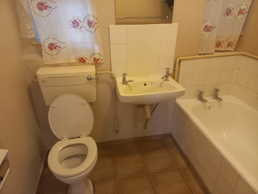 To Let 1 Bedroom Property for Rent in Bluff KwaZulu-Natal