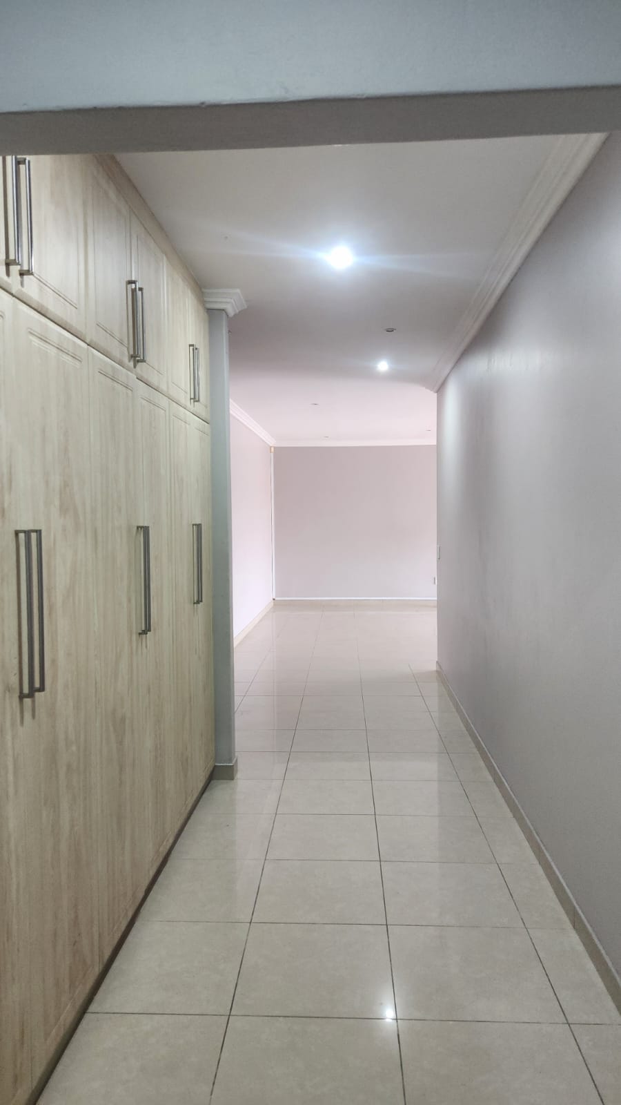 6 Bedroom Property for Sale in Umtentweni KwaZulu-Natal