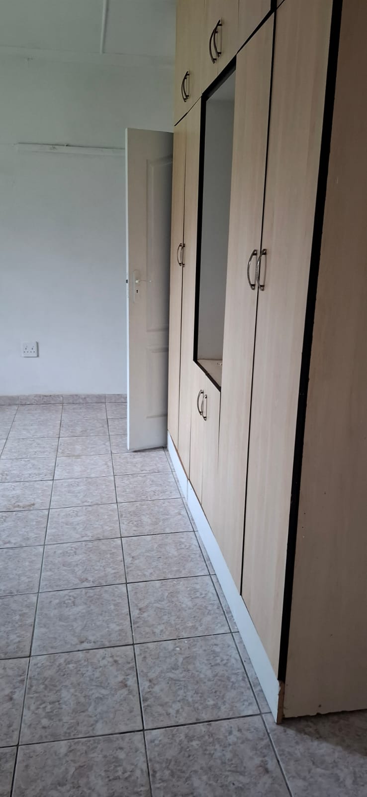 6 Bedroom Property for Sale in Umtentweni KwaZulu-Natal