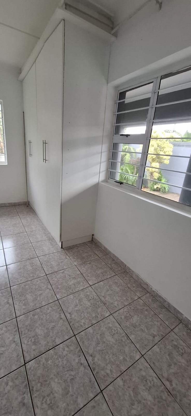 6 Bedroom Property for Sale in Umtentweni KwaZulu-Natal