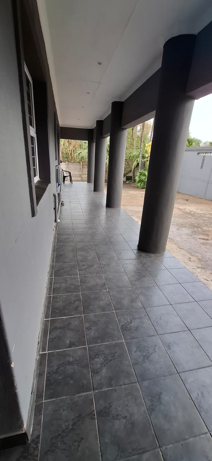 6 Bedroom Property for Sale in Umtentweni KwaZulu-Natal
