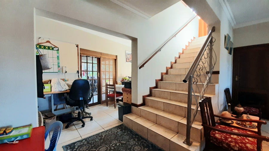 4 Bedroom Property for Sale in Seaward Estate KwaZulu-Natal