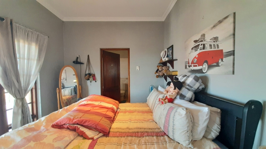 4 Bedroom Property for Sale in Seaward Estate KwaZulu-Natal