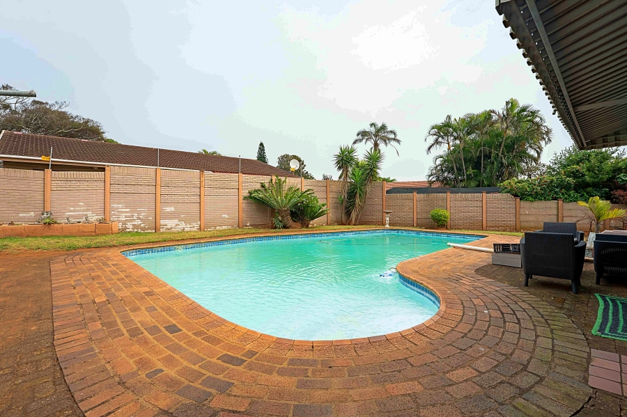 4 Bedroom Property for Sale in Illovo Beach KwaZulu-Natal