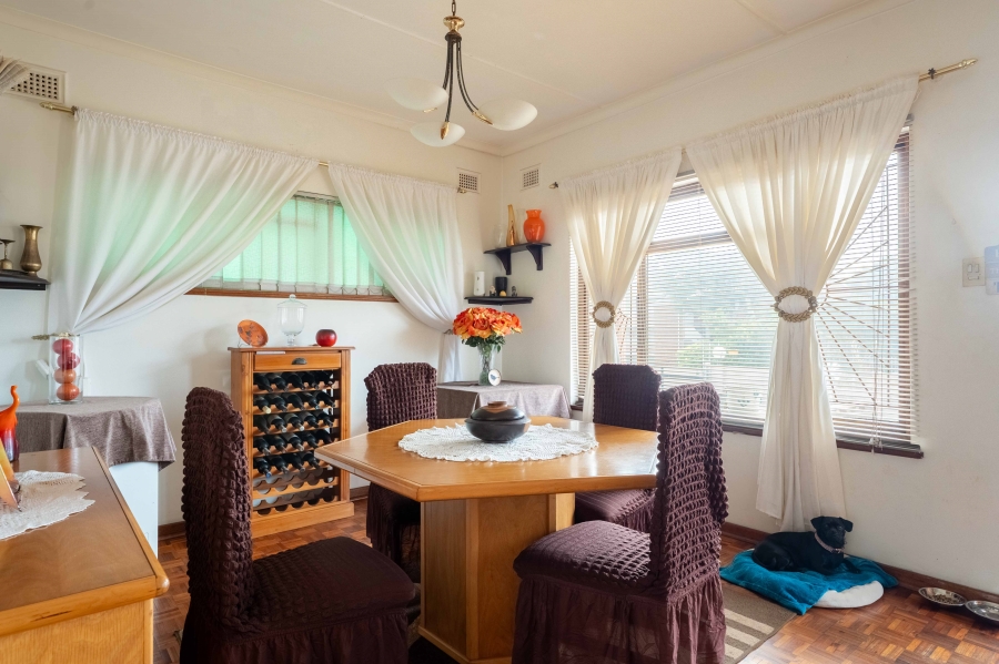 4 Bedroom Property for Sale in Illovo Beach KwaZulu-Natal