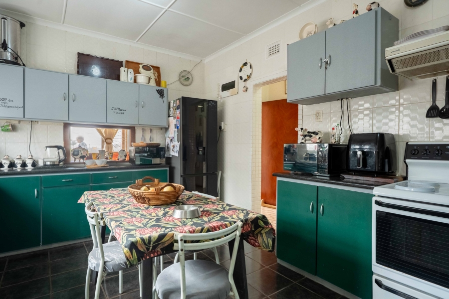 4 Bedroom Property for Sale in Illovo Beach KwaZulu-Natal
