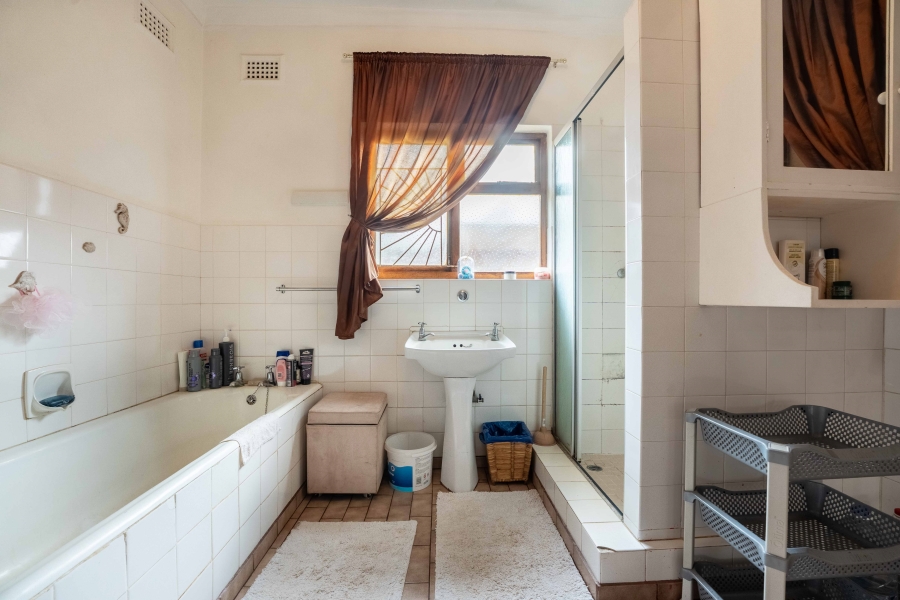 4 Bedroom Property for Sale in Illovo Beach KwaZulu-Natal