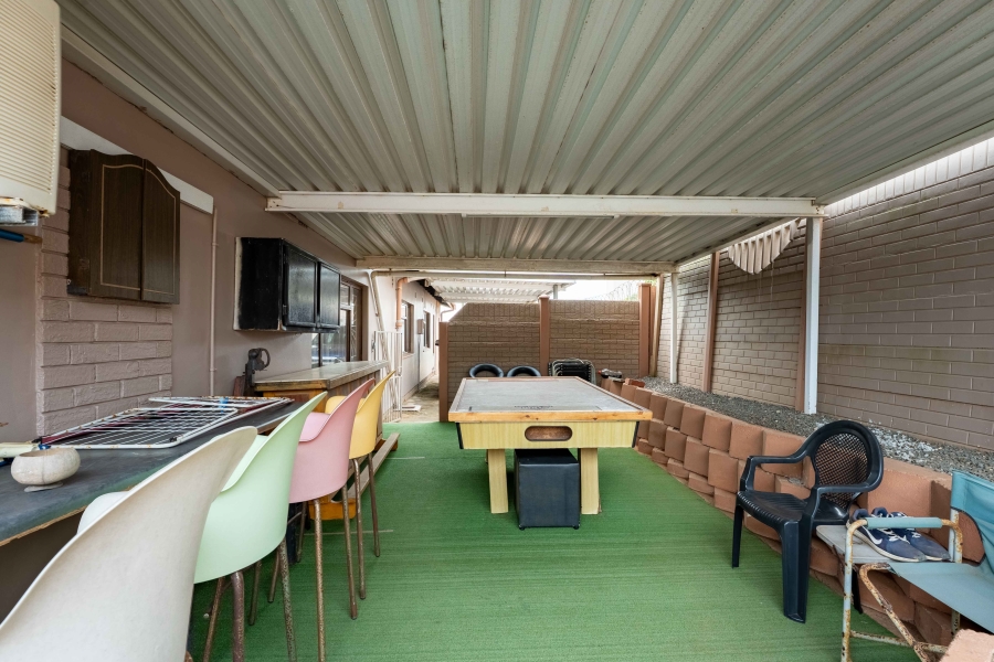 4 Bedroom Property for Sale in Illovo Beach KwaZulu-Natal