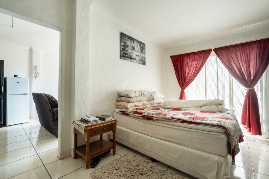 4 Bedroom Property for Sale in Illovo Beach KwaZulu-Natal