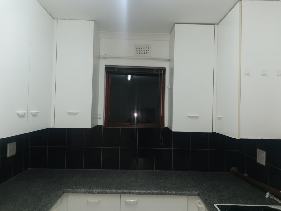 To Let 1 Bedroom Property for Rent in Bluff KwaZulu-Natal