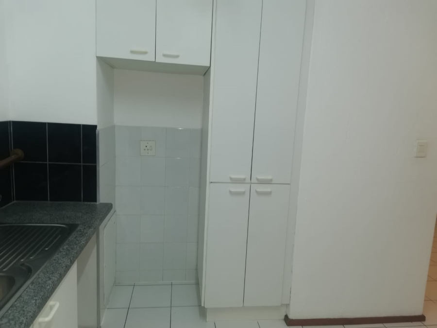 To Let 1 Bedroom Property for Rent in Bluff KwaZulu-Natal