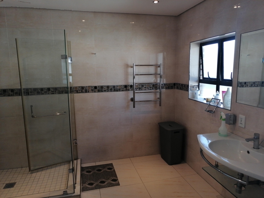 6 Bedroom Property for Sale in Westville Central KwaZulu-Natal