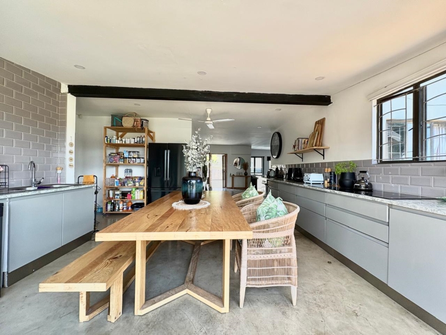 To Let 3 Bedroom Property for Rent in Sheffield Beach KwaZulu-Natal