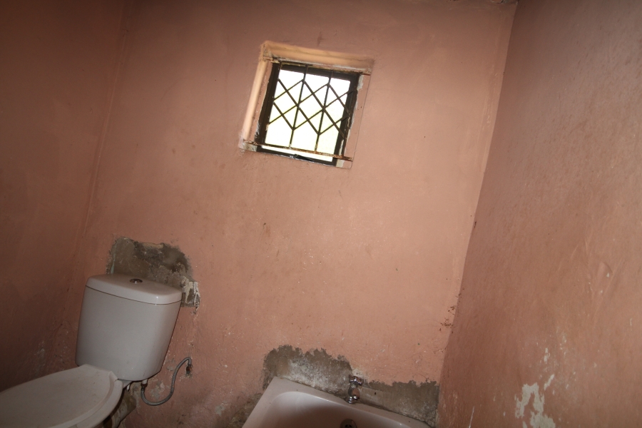 2 Bedroom Property for Sale in Lovu KwaZulu-Natal