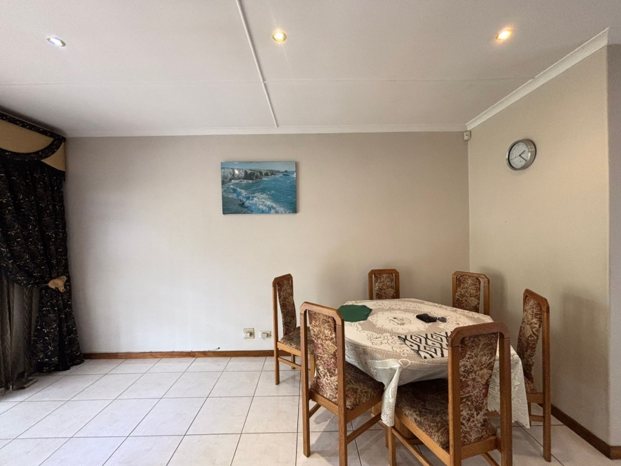 2 Bedroom Property for Sale in Berkshire Downs KwaZulu-Natal