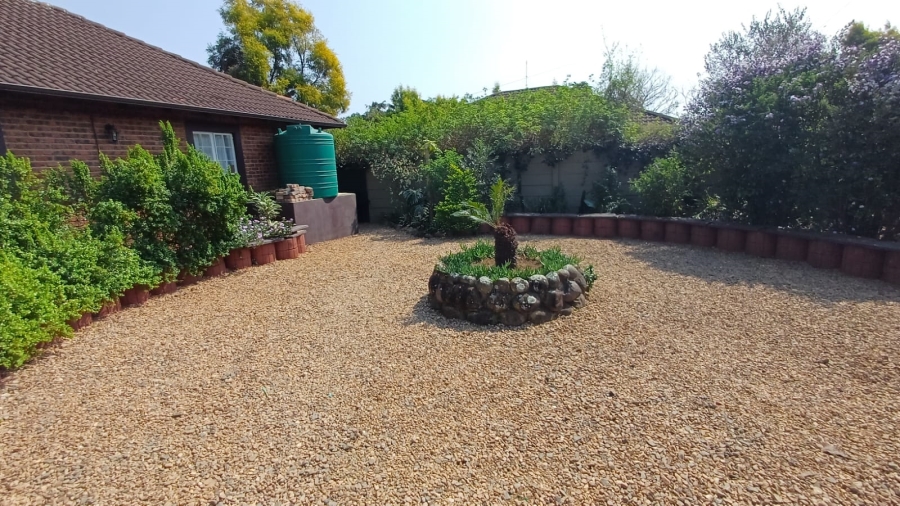 12 Bedroom Property for Sale in Hayfields KwaZulu-Natal