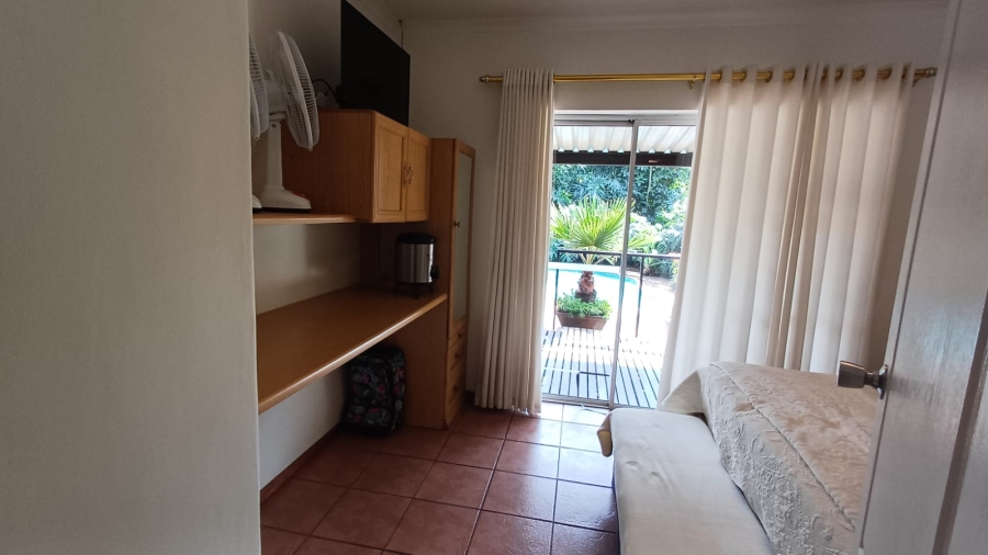 12 Bedroom Property for Sale in Hayfields KwaZulu-Natal