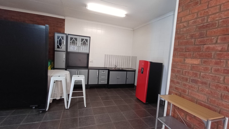 12 Bedroom Property for Sale in Hayfields KwaZulu-Natal
