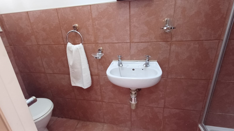 12 Bedroom Property for Sale in Hayfields KwaZulu-Natal