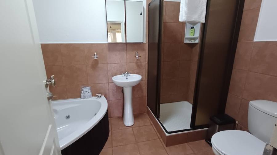 12 Bedroom Property for Sale in Hayfields KwaZulu-Natal
