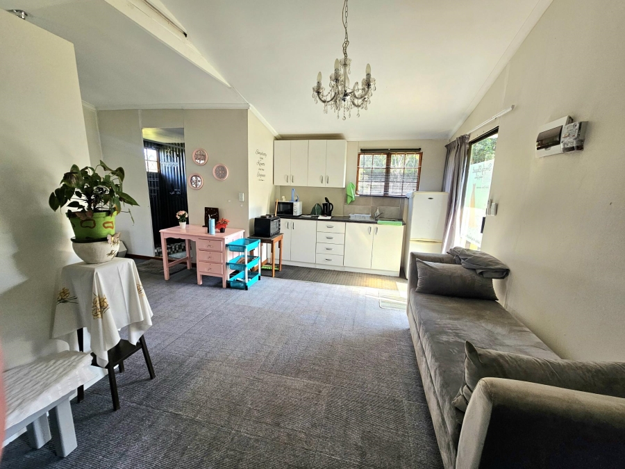 To Let 1 Bedroom Property for Rent in Waterfall KwaZulu-Natal