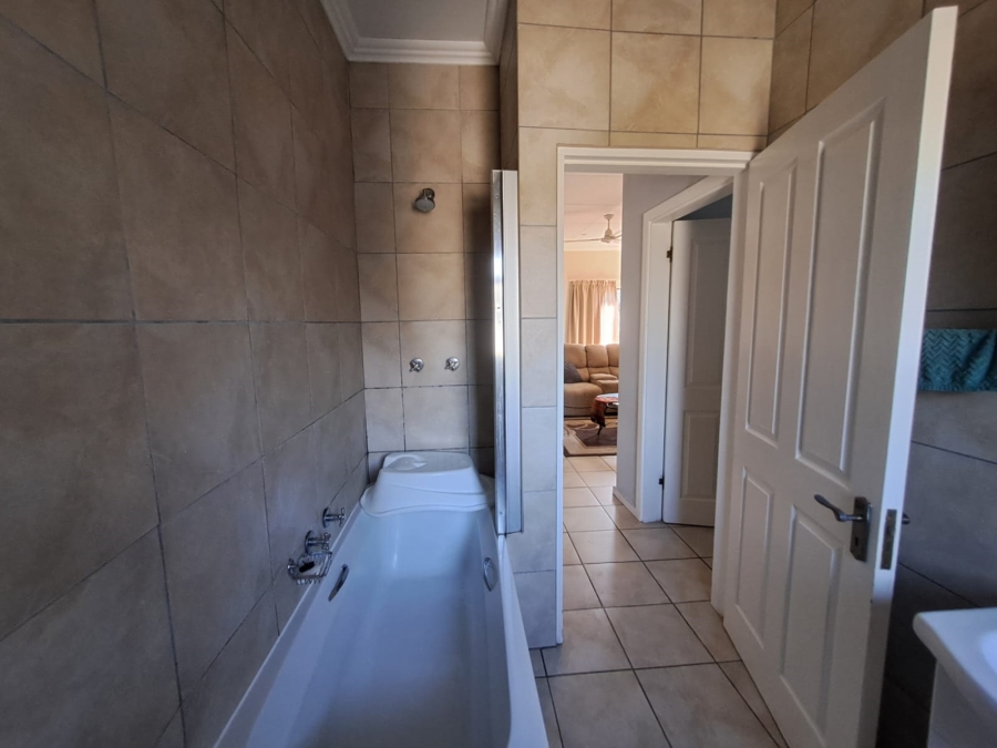 2 Bedroom Property for Sale in Shelly Beach KwaZulu-Natal