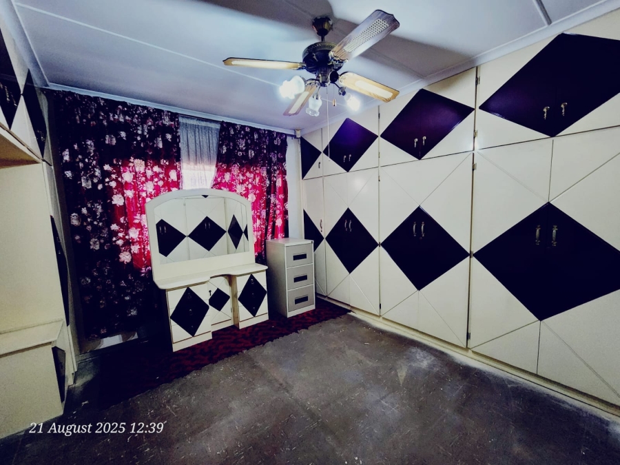 4 Bedroom Property for Sale in Raisethorpe KwaZulu-Natal