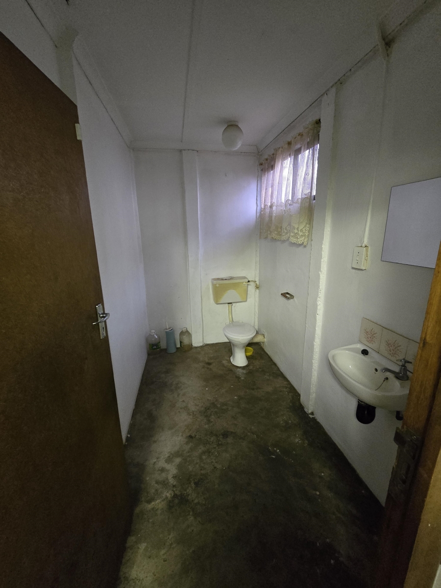 To Let commercial Property for Rent in Eshowe KwaZulu-Natal