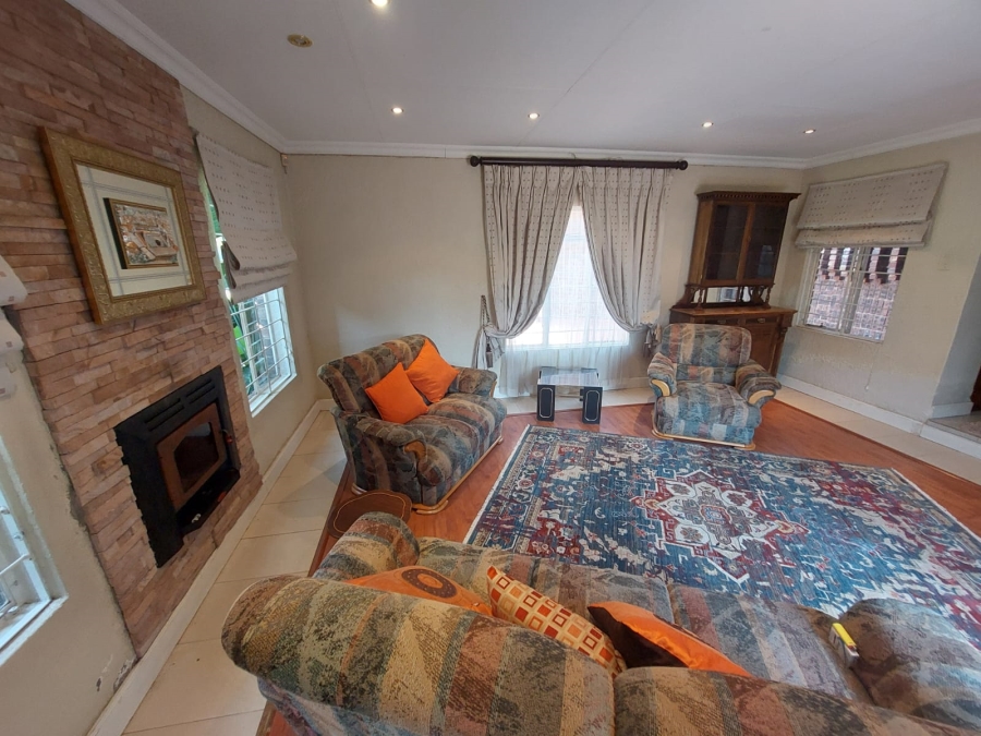 3 Bedroom Property for Sale in Lennoxton KwaZulu-Natal