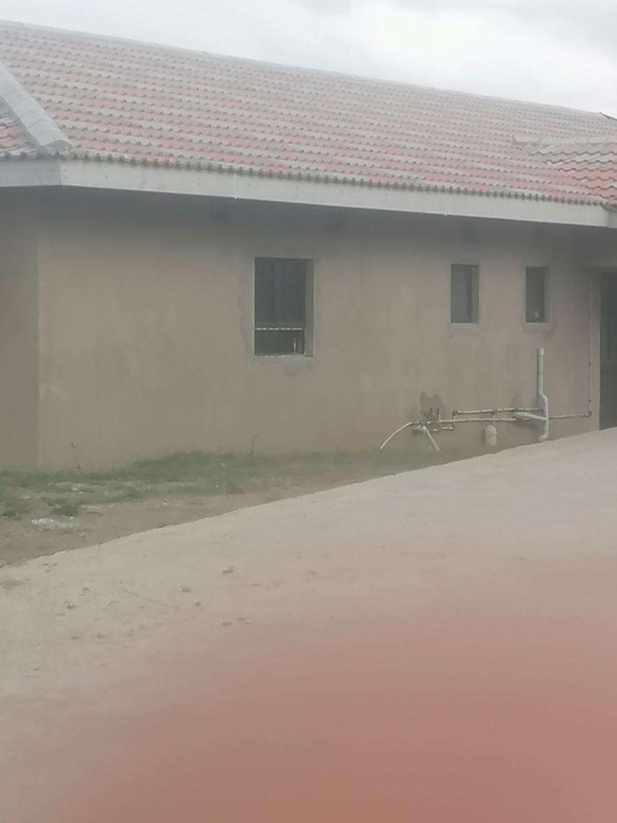 4 Bedroom Property for Sale in Lovu KwaZulu-Natal